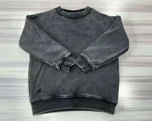 customized-embossed-sweatshirt.jpg-1.webp